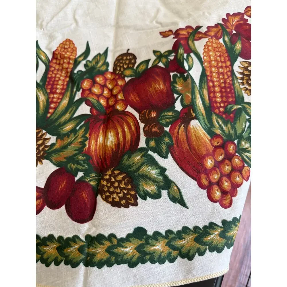 Thanksgiving Fall Tablecloth Round Autumn Harvest Pumpkin Cotton Blend 70 Inch